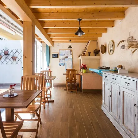 Torremana Bed and Breakfast *